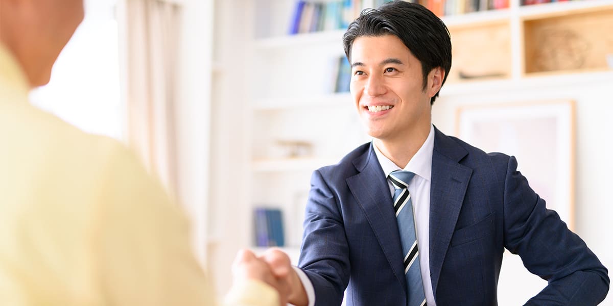 複数の専門家と連携して進められる仕組み